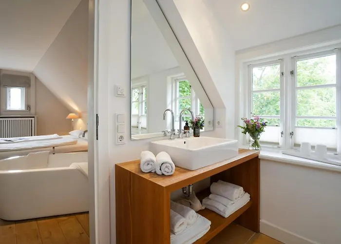 Apartment Stroenwai *